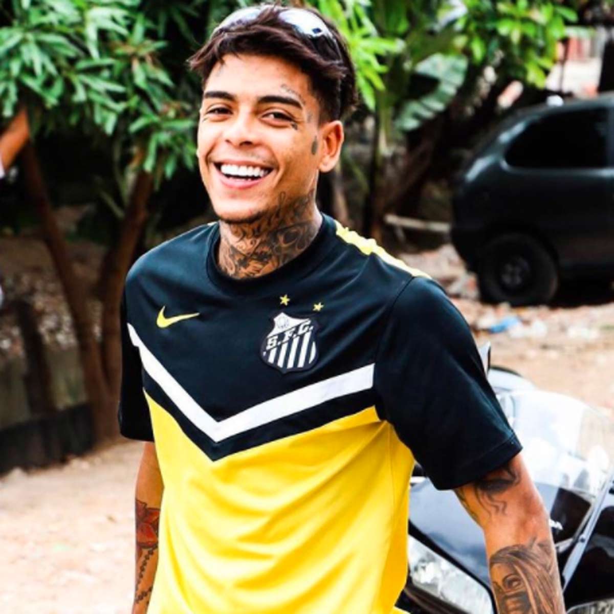 singer death balcony