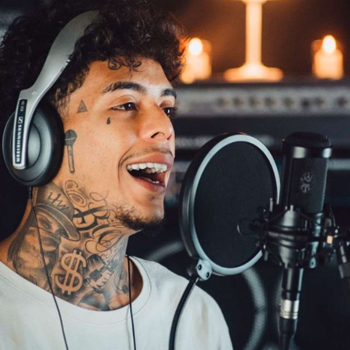 singer death balcony