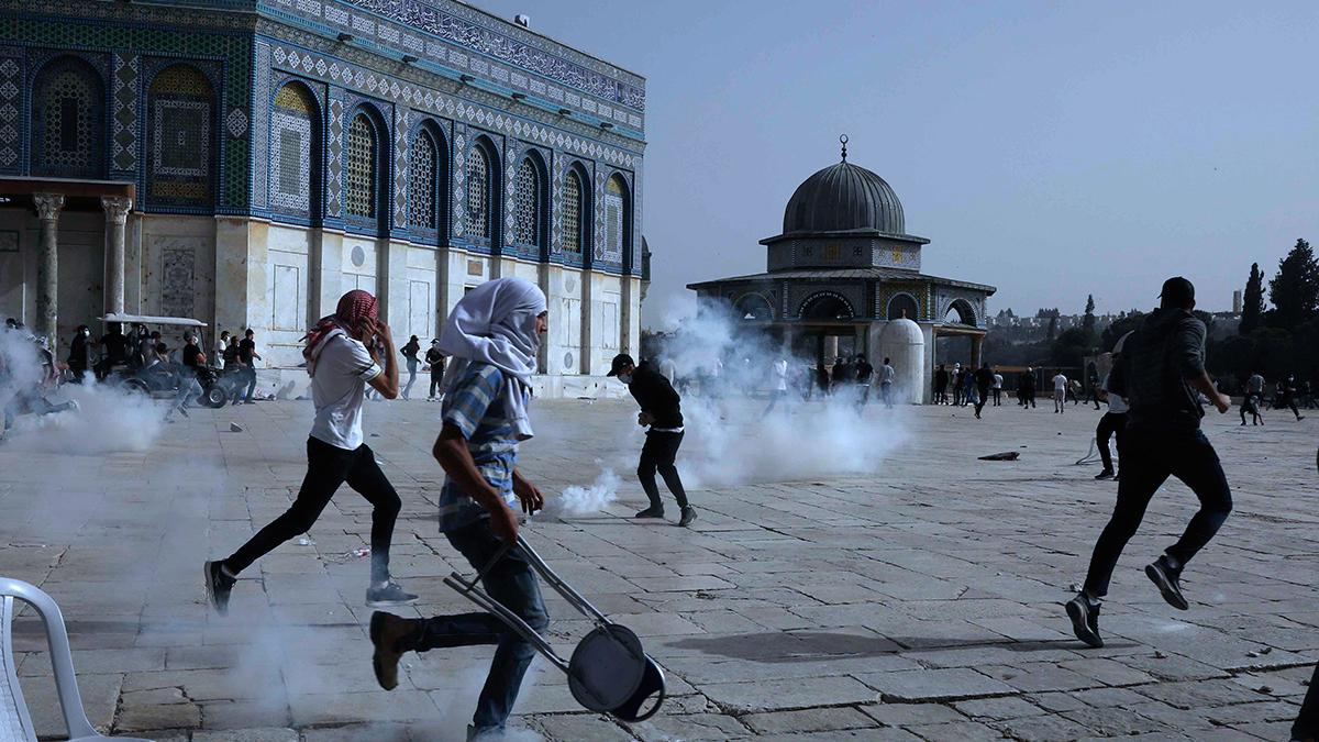 इजरायल पर गुस्से में पाकिस्तानी मंत्री बोले- फिलीस्तीनियों बंदूक उठाओ