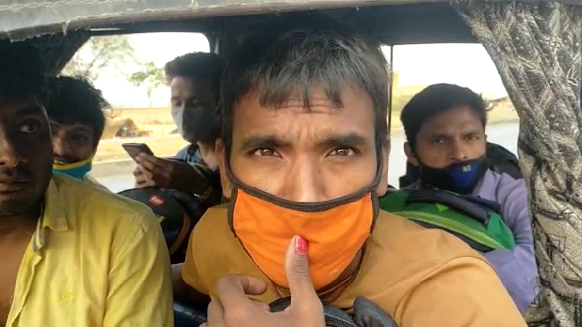 2 मई को लॉकडाउन लगने की बात सुन 71 मजदूर गुजरात से चले बिहार, बस वाला बीच में ही छोड़कर भागा 
