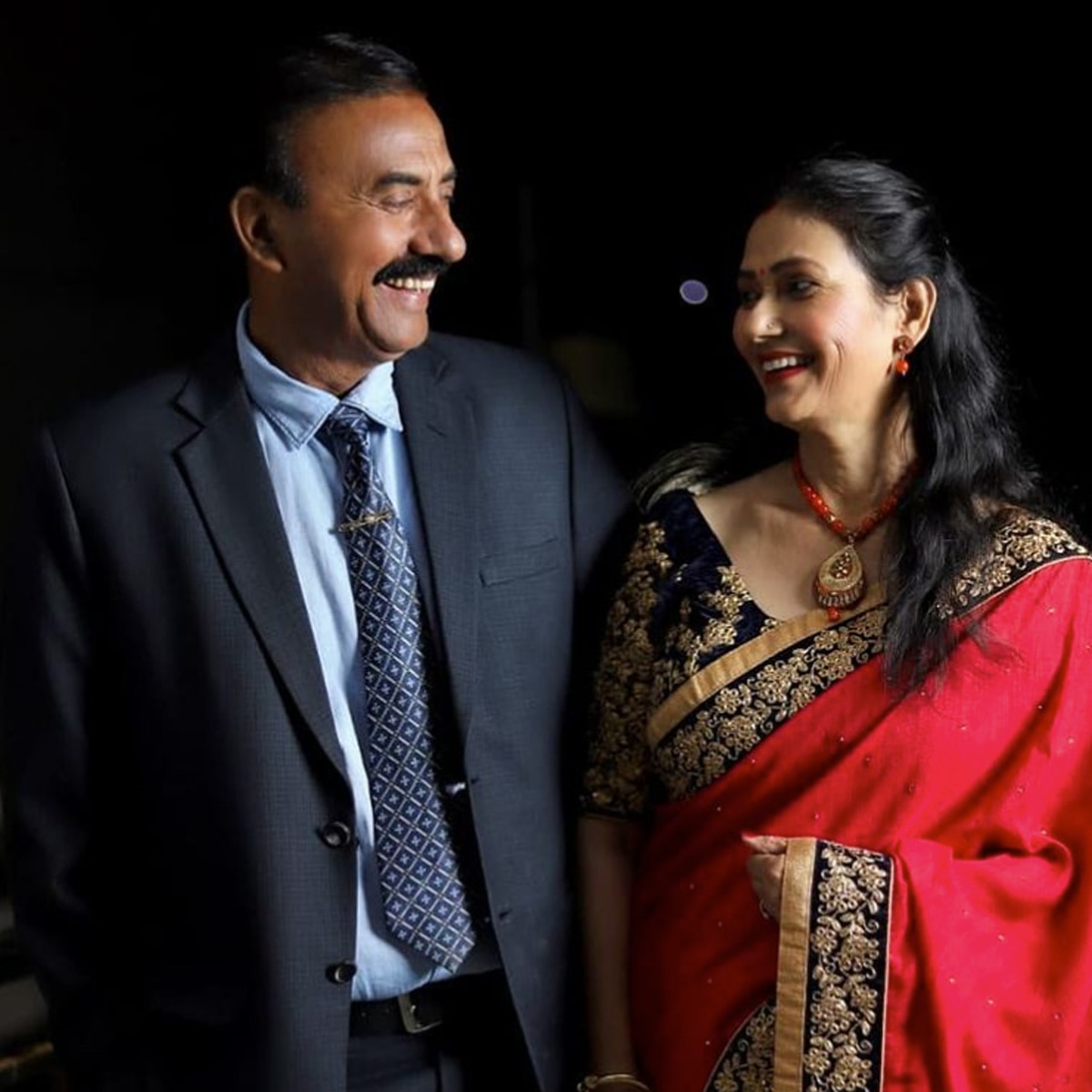 दिशा पाटनी के पेरेंट्स 