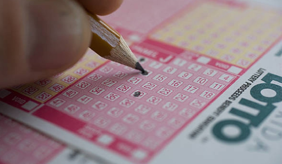 वैक्सीन लगवाले वालों की लॉटरी