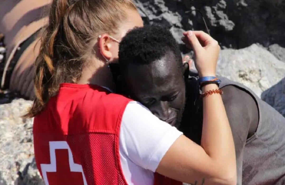 Luna with morocco migrant