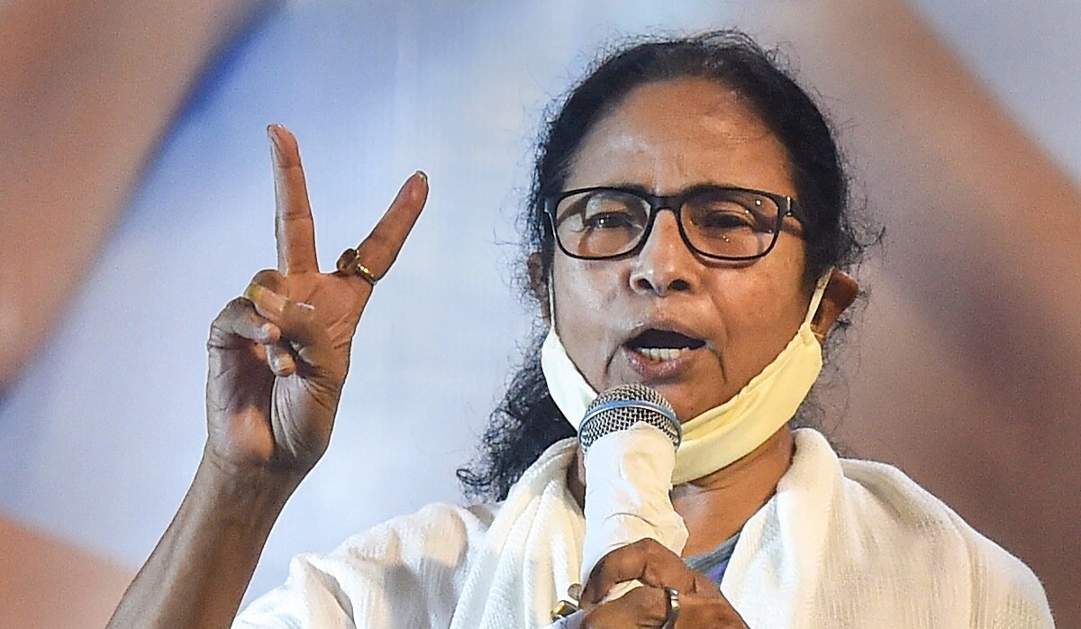 खूशबू सुंदर पायल सरकार लॉकेट चटर्जी