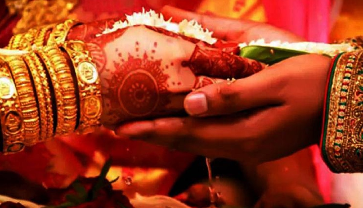 bride groom marriage