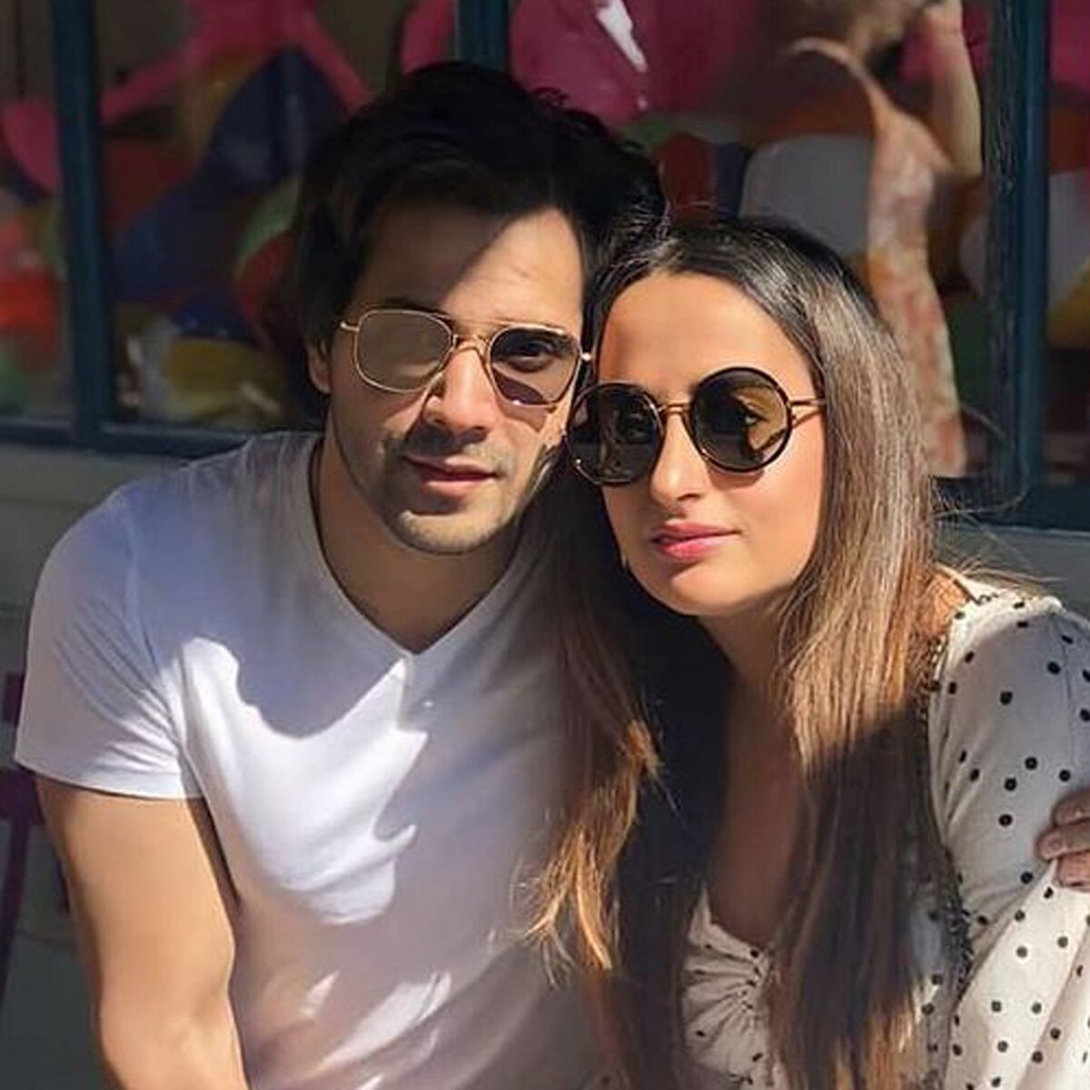 वरुण धवन संग नताशा दलाल