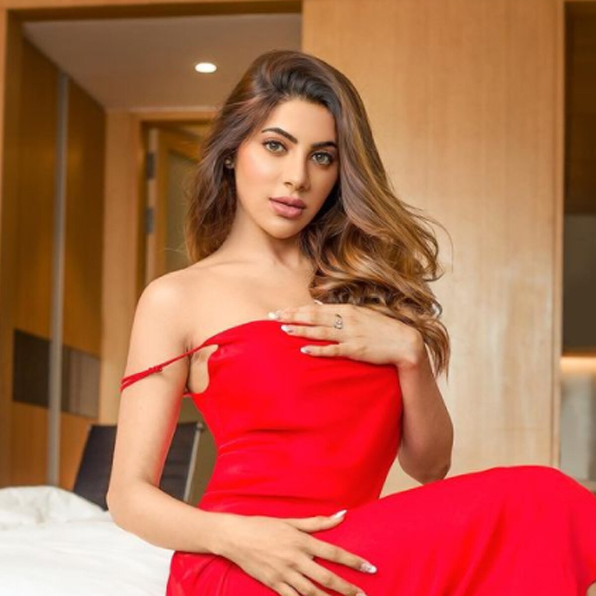 न‍िक्की तंबोली 