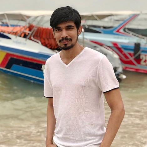 निक्की तंबोली