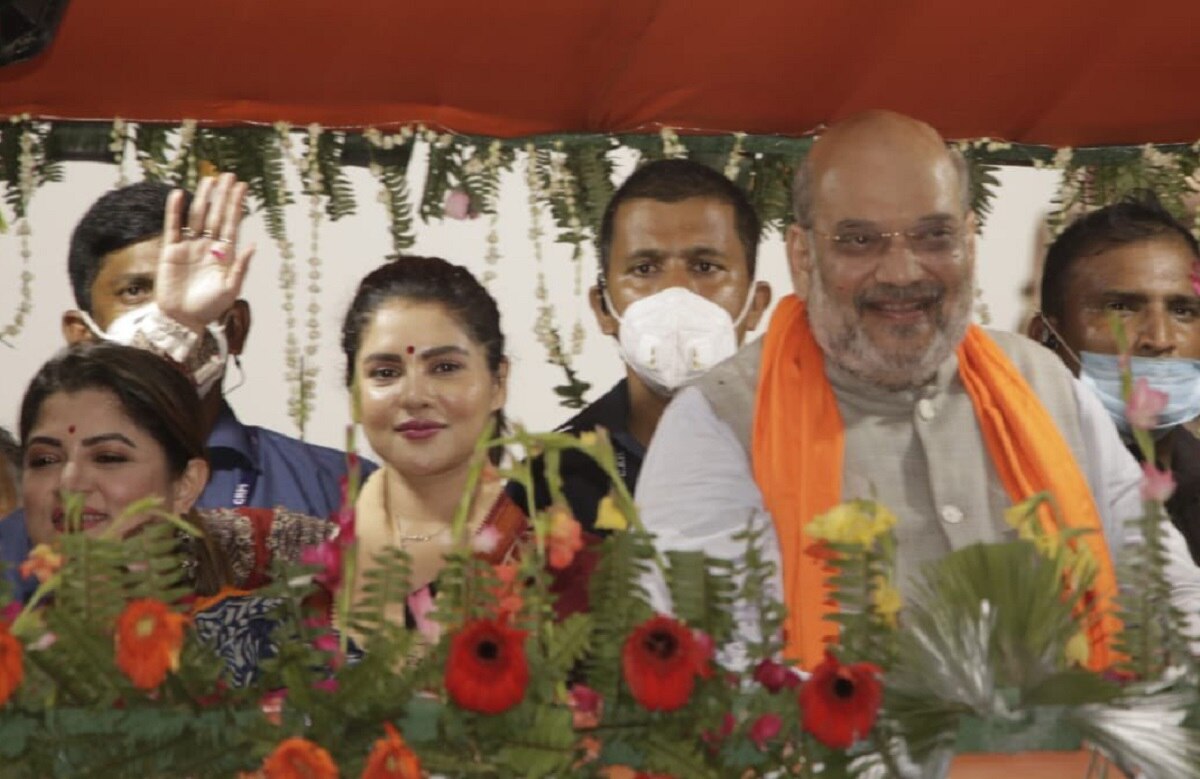 खूशबू सुंदर पायल सरकार लॉकेट चटर्जी