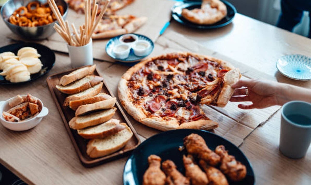 boss excludes girl from party