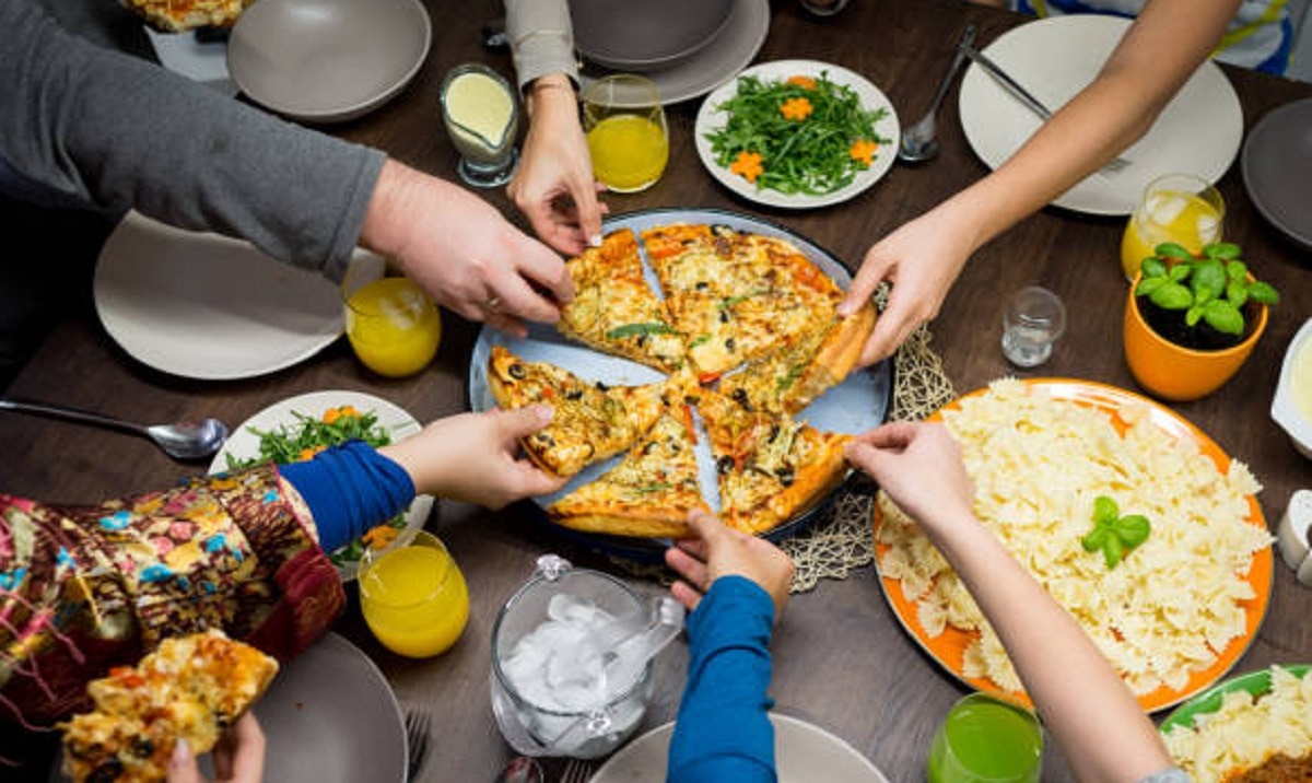 boss excludes girl from party