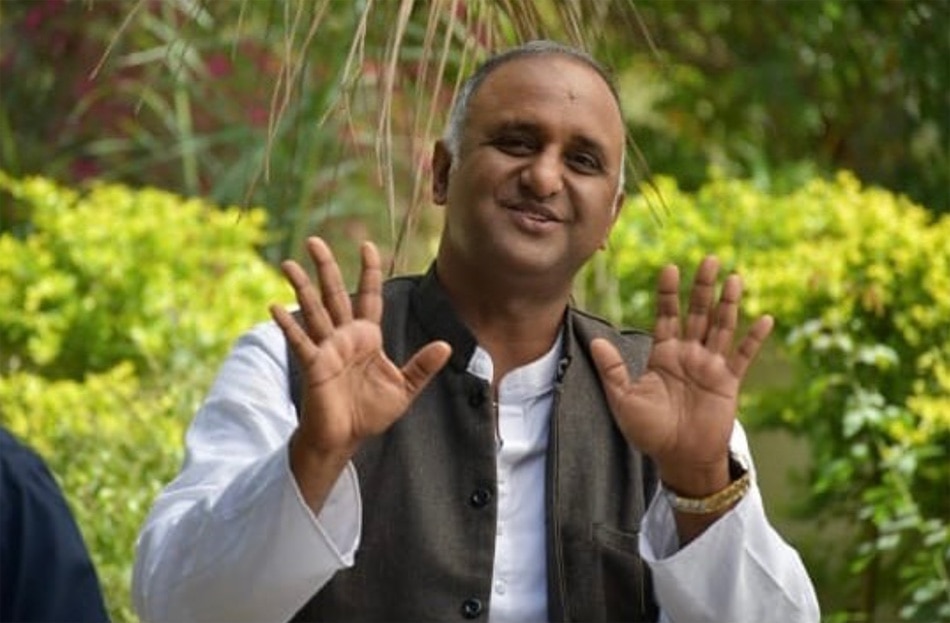 प्रमोद पाठक 