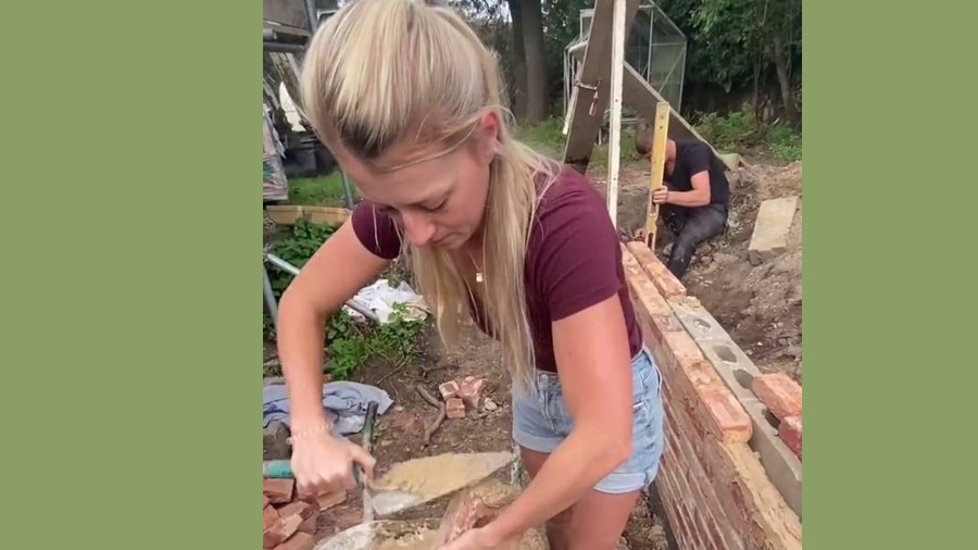 Beautiful Girl Raj Mistri