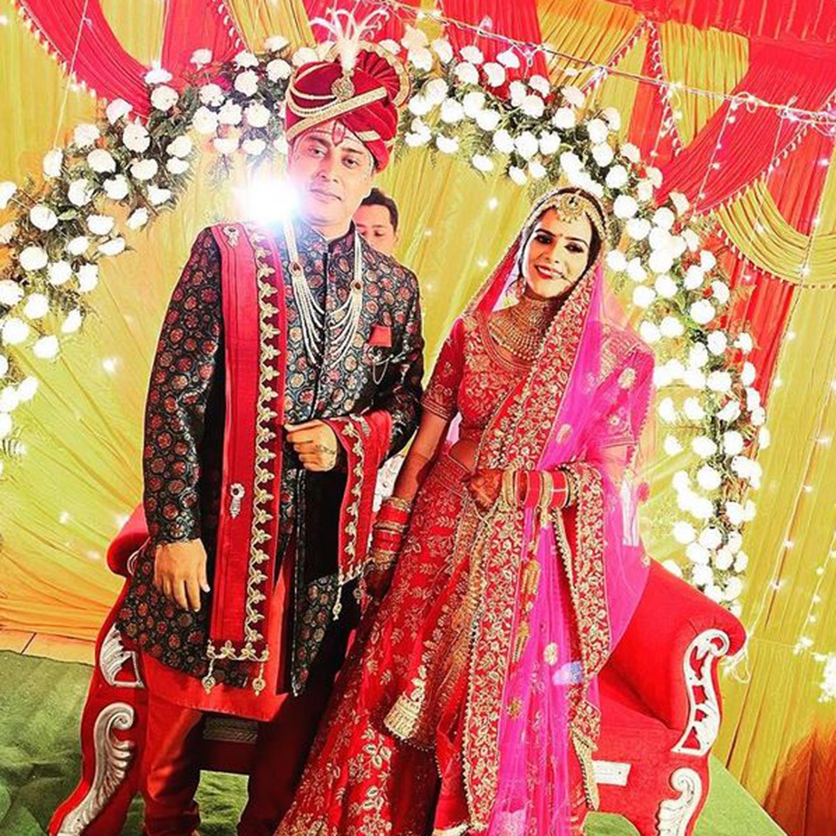 पत्नी संग राहुल