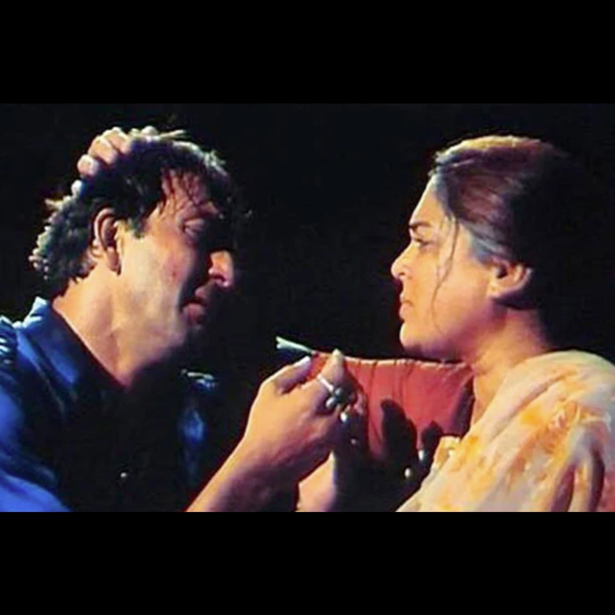 रीमा लागू-संजय दत्त 