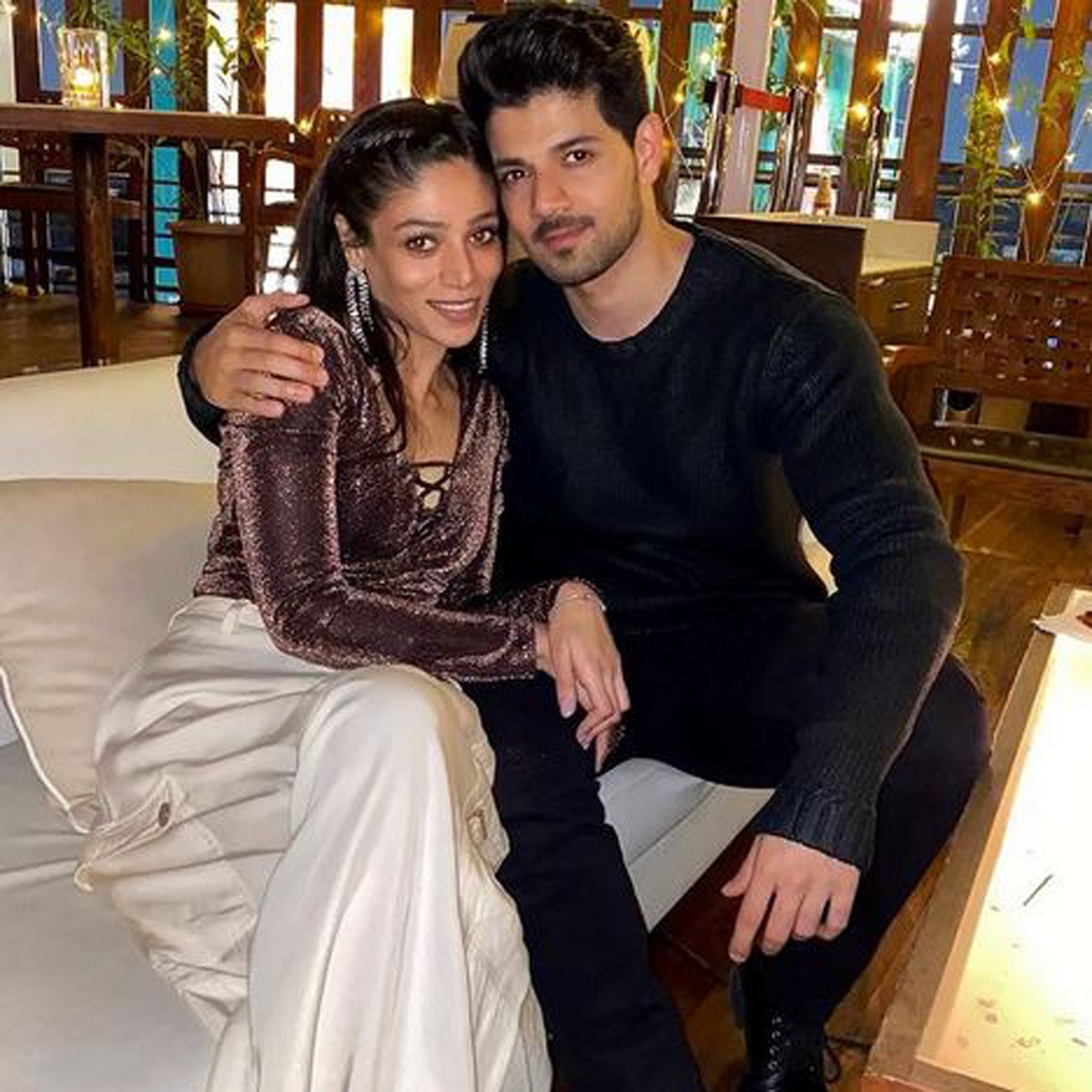 सना पंचोली संग सूरज पंचोली