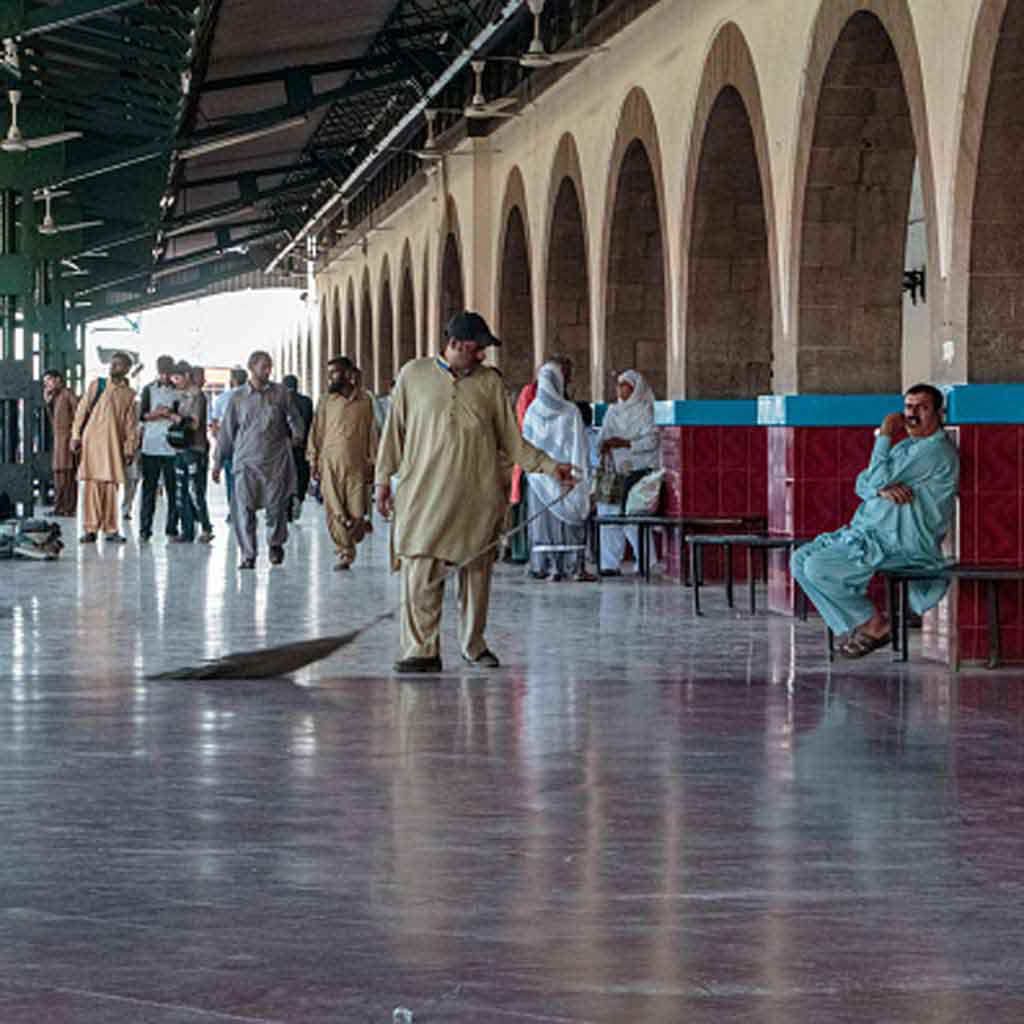 vacancy sanitary-workers