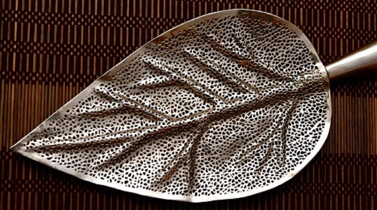 चांदी पर सोने से ज्यादा रिटर्न