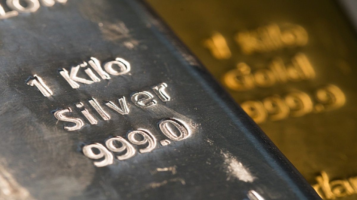 महज 17 दिन में करीब 4,000 की तेजी