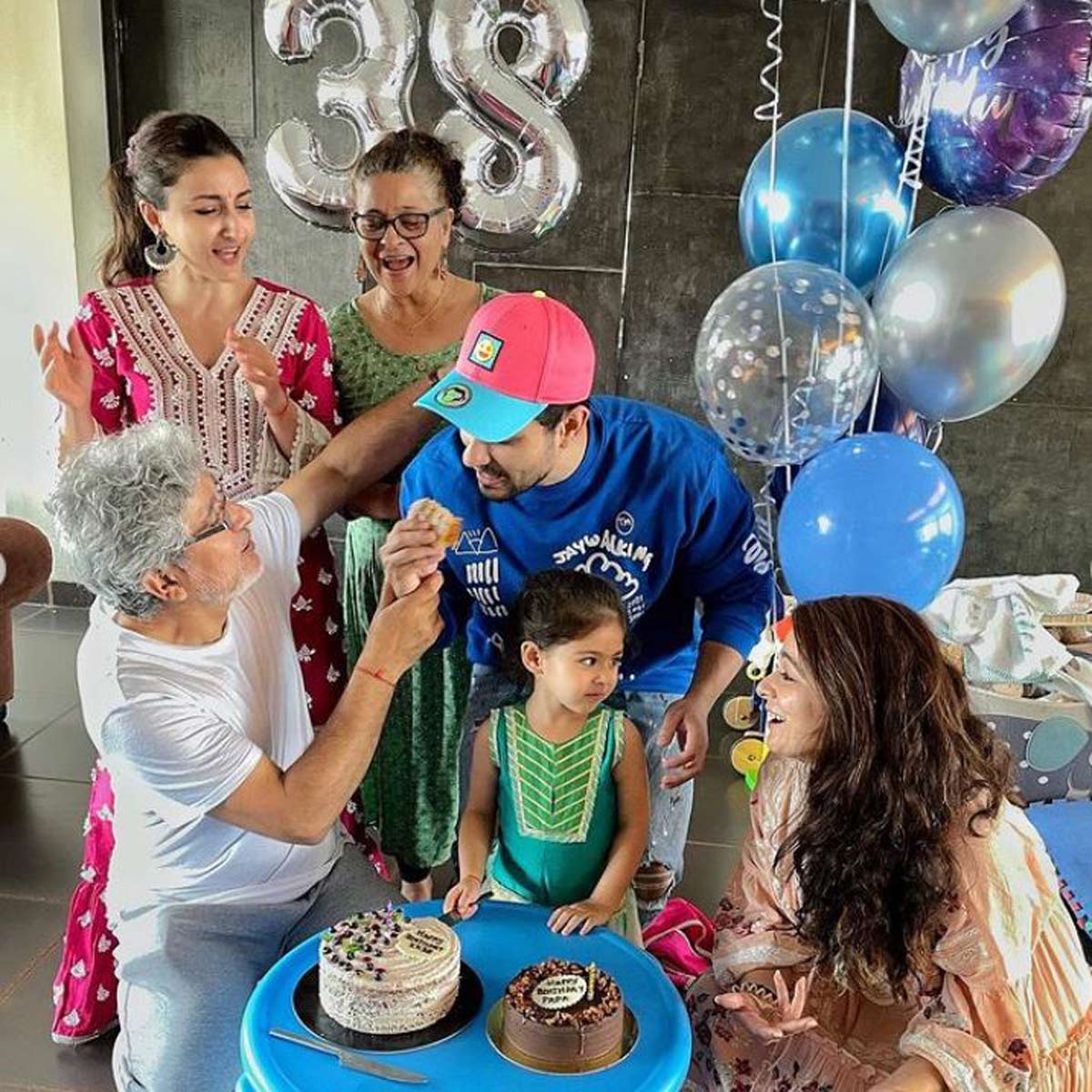 कुणाल बर्थडे सेलिब्रेशन