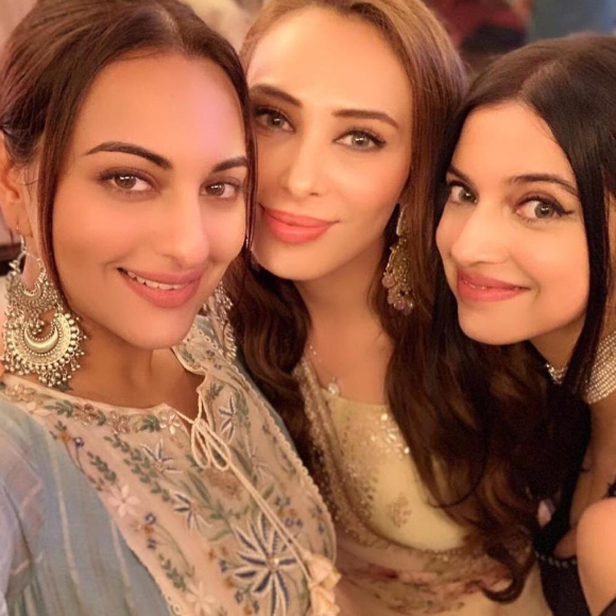 सोनाक्षी सिन्हा