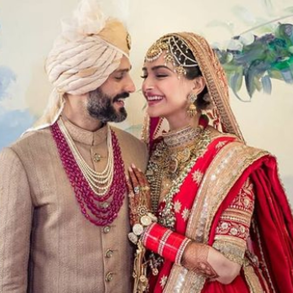 सोनम कपूर-आनंद आहूजा वेड‍िंंग एन‍िवर्सरी  