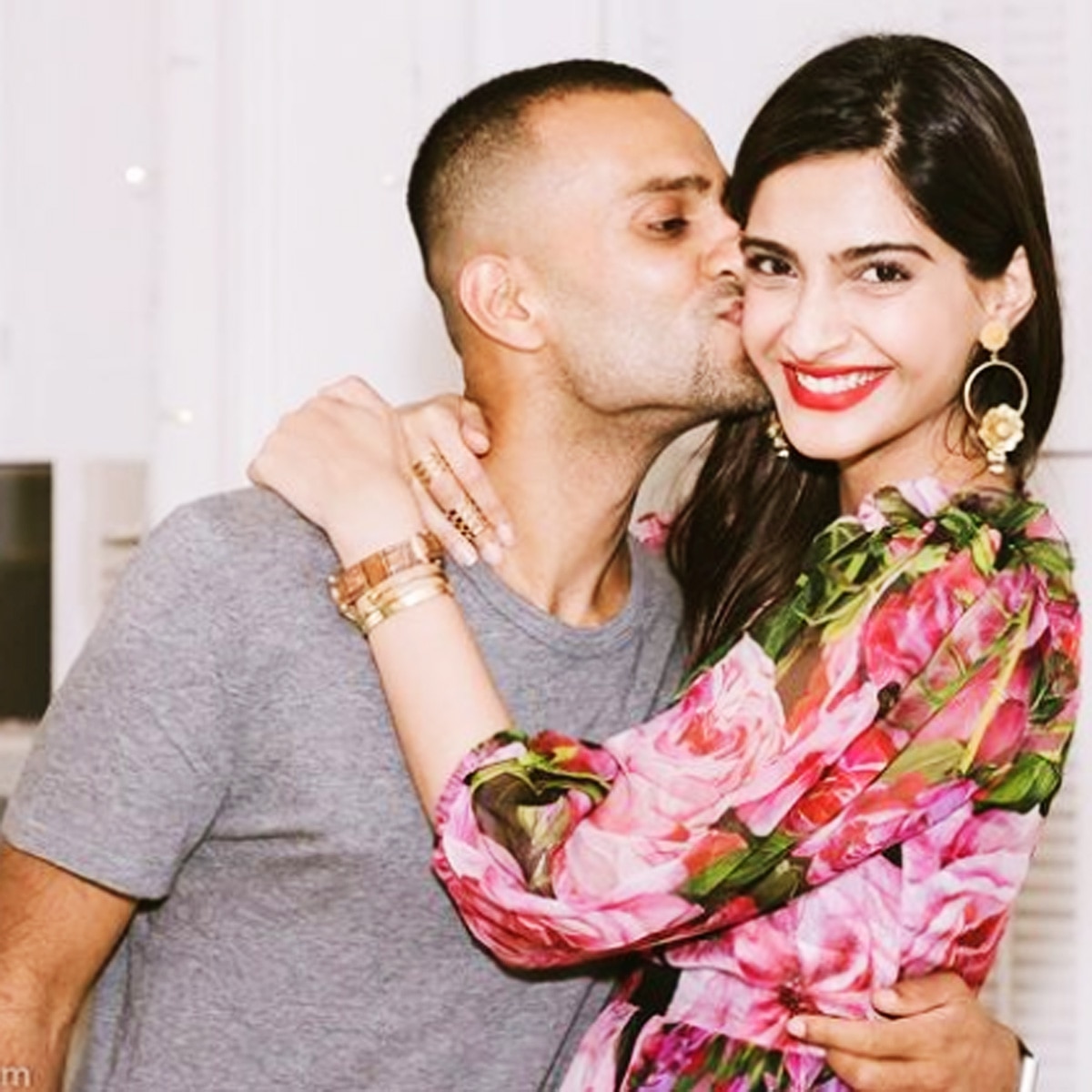 सोनम कपूर-आनंद आहूजा वेड‍िंंग एन‍िवर्सरी  