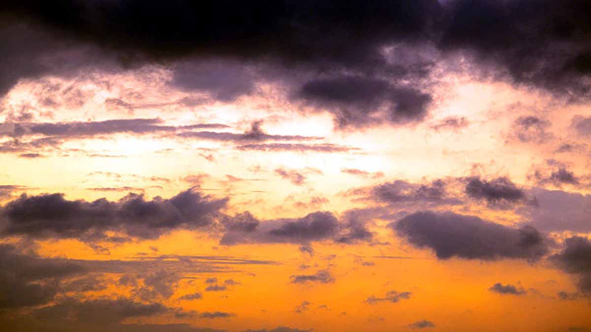 Stratospheres Shrinking