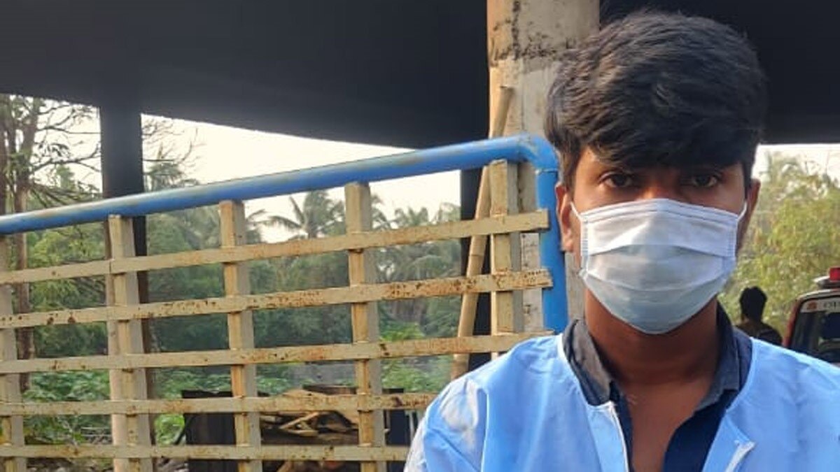 MBA पास युवक 100 से ज्यादा अंतिम संस्कार करा चुके हैं