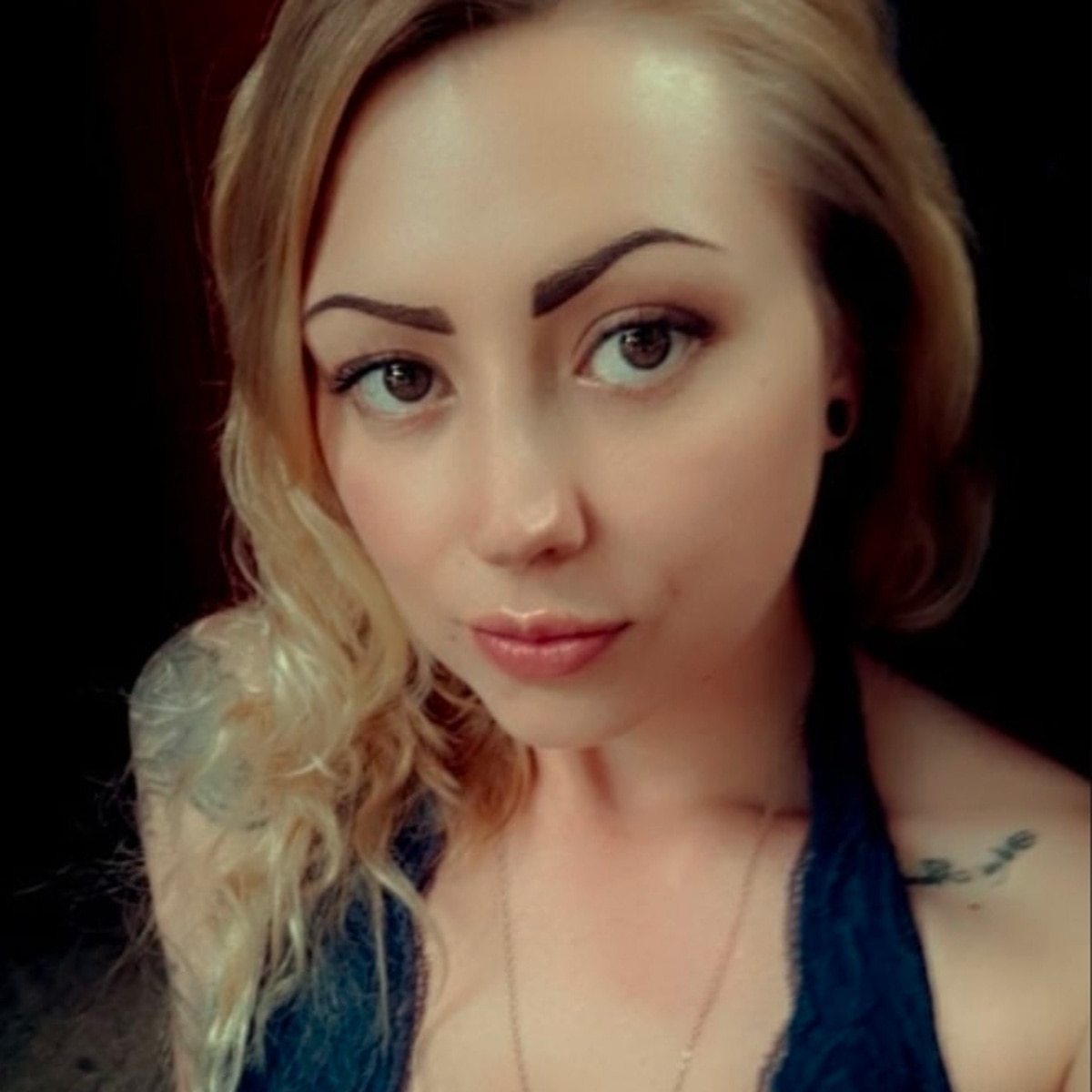 women shorts too short