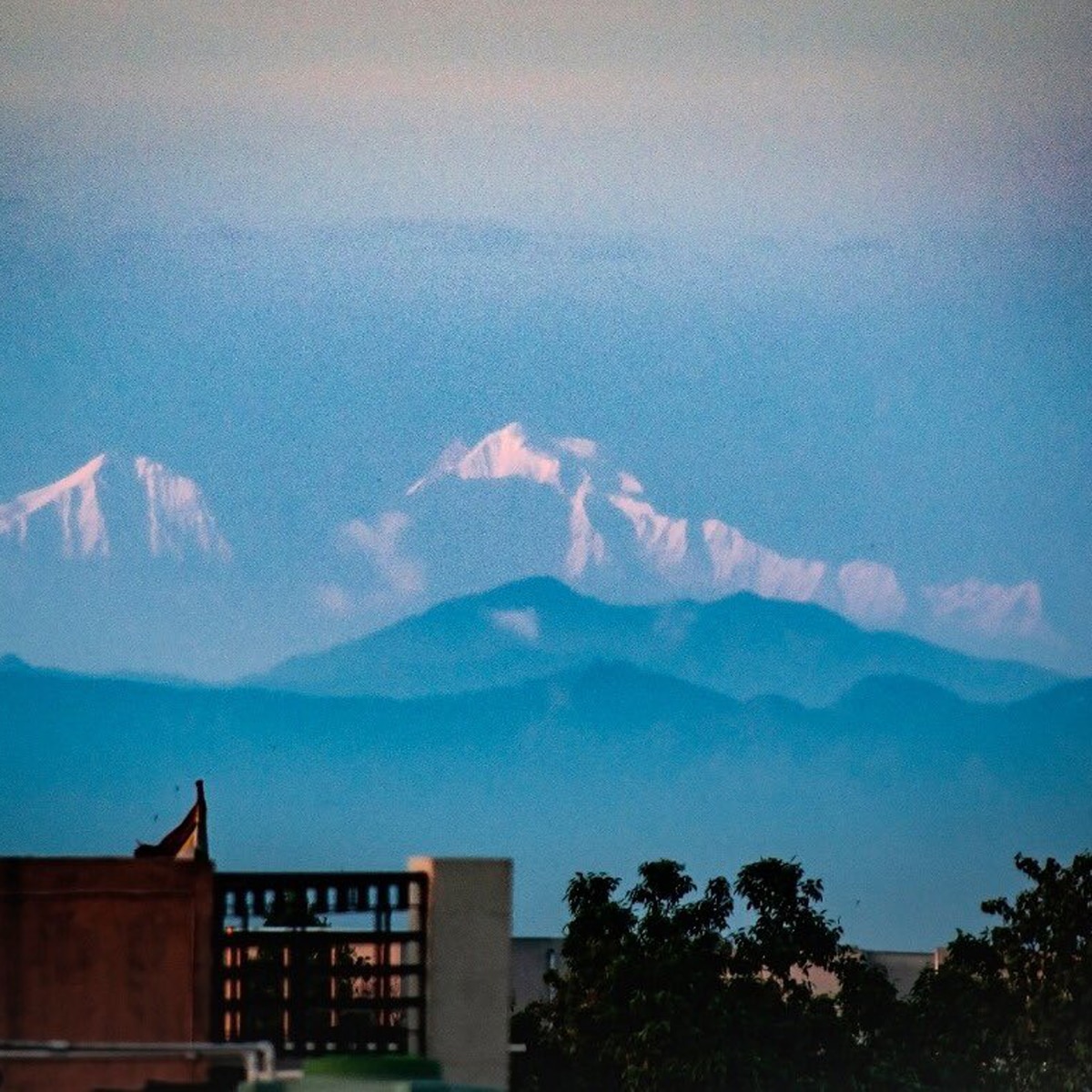 himalaya seen from uttar pradesh