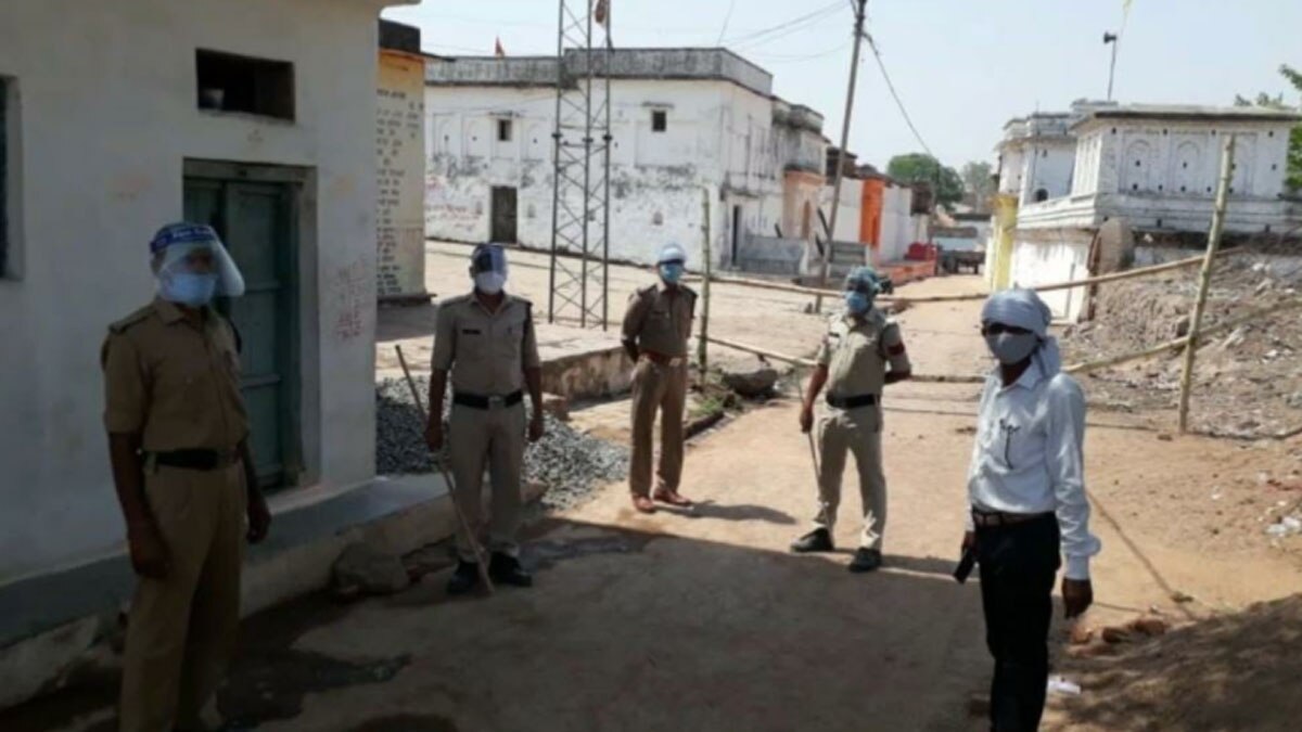 गांव की एक शादी में शामिल हुआ कोरोना पॉजिटिव युवक