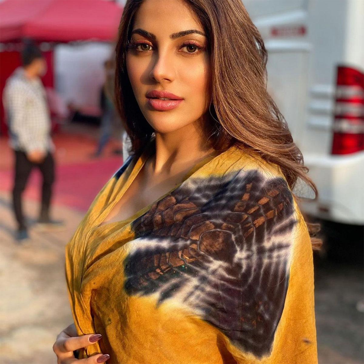 निक्की तंबोली  