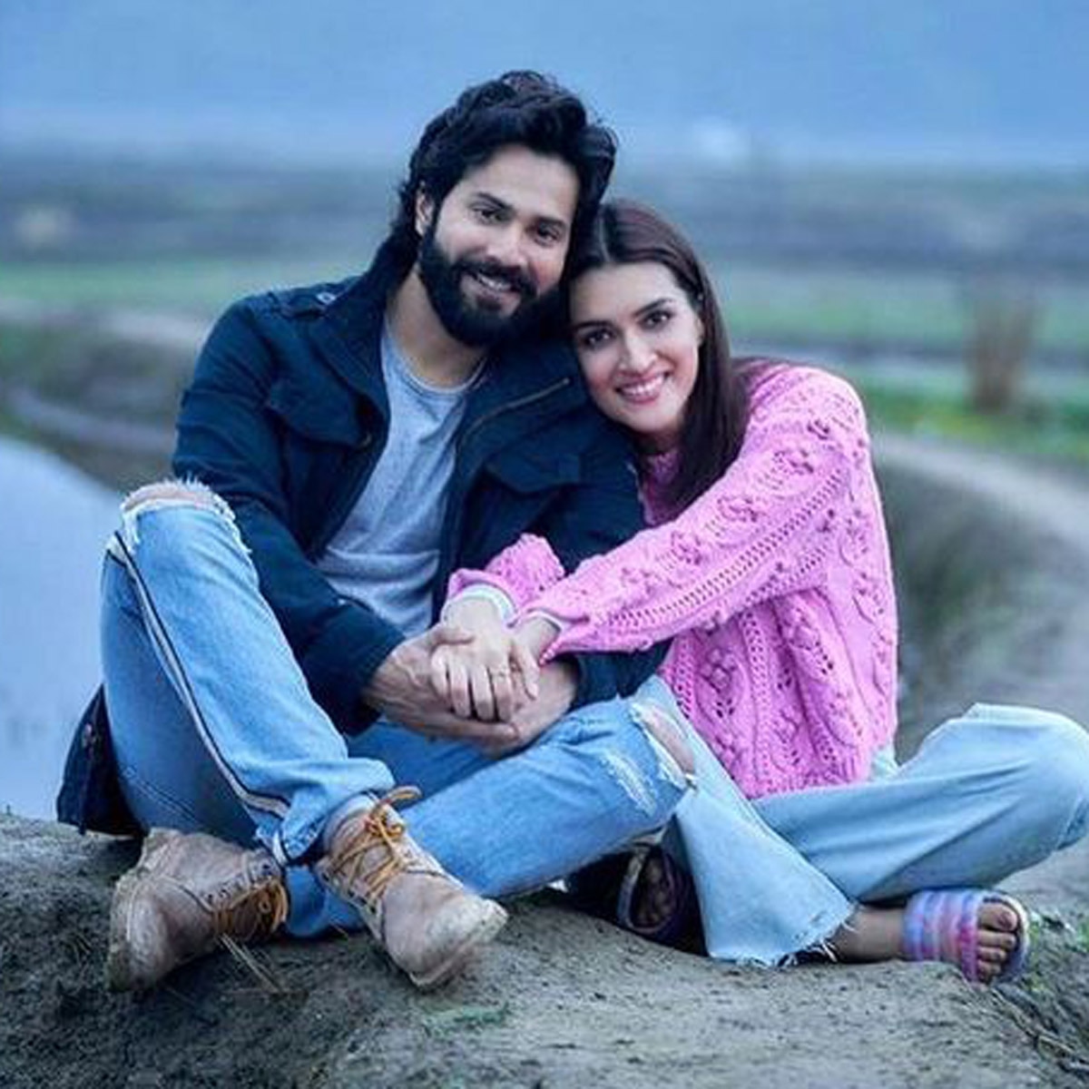 वरुण धवन संग कृति सेनन