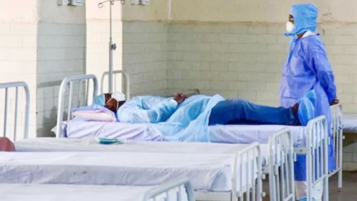 सरकारी अस्पतालों में धूल खा रही है वेंटिलेटर 