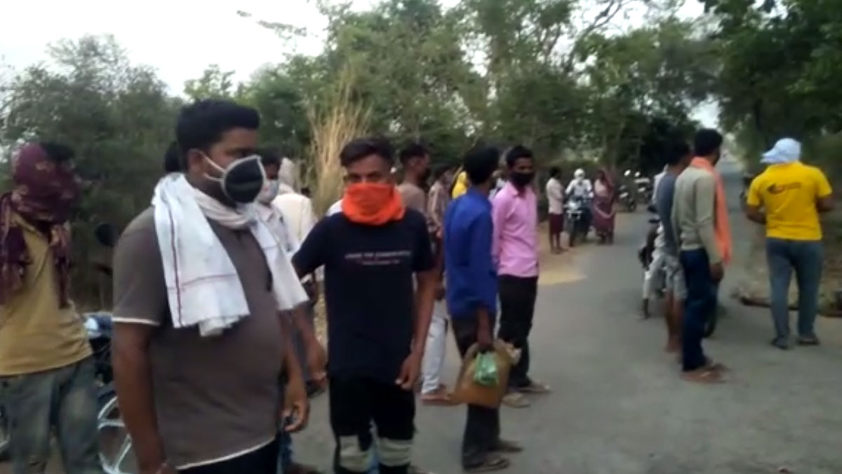 शव को सड़क पर फेंककर भागा झोलाछाप डॉक्टर 