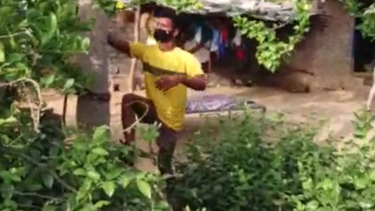 आइसोलेट कर 11 दिन तक पेड़ पर ही रहा कोरोना मरीज 