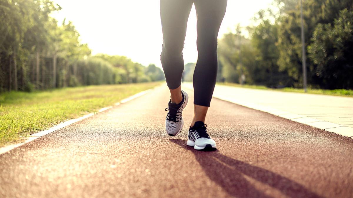 जानें बाहर वॉक पर जाना कितना सुरक्षित है