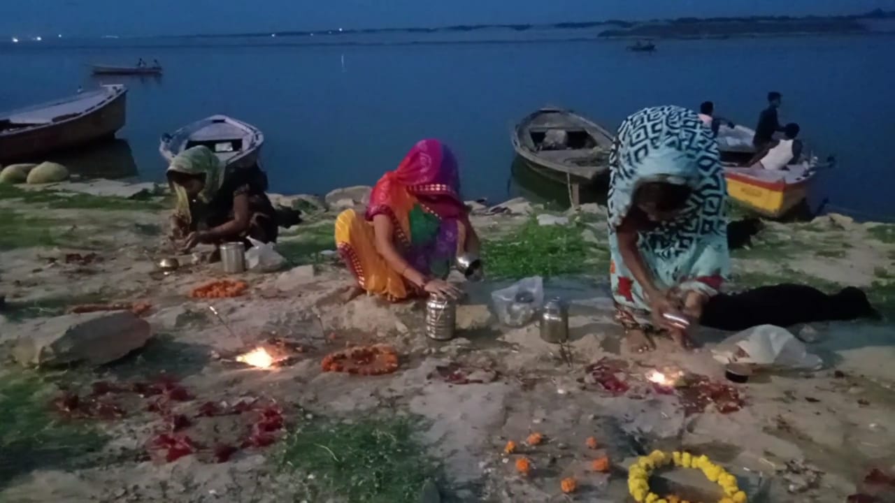 कोरोना माई की पूजा