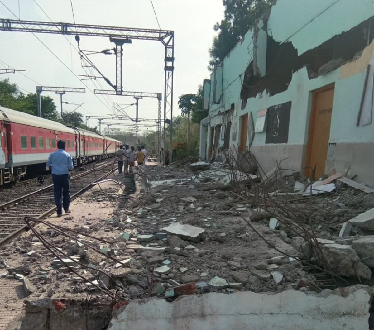 Chandani railway station