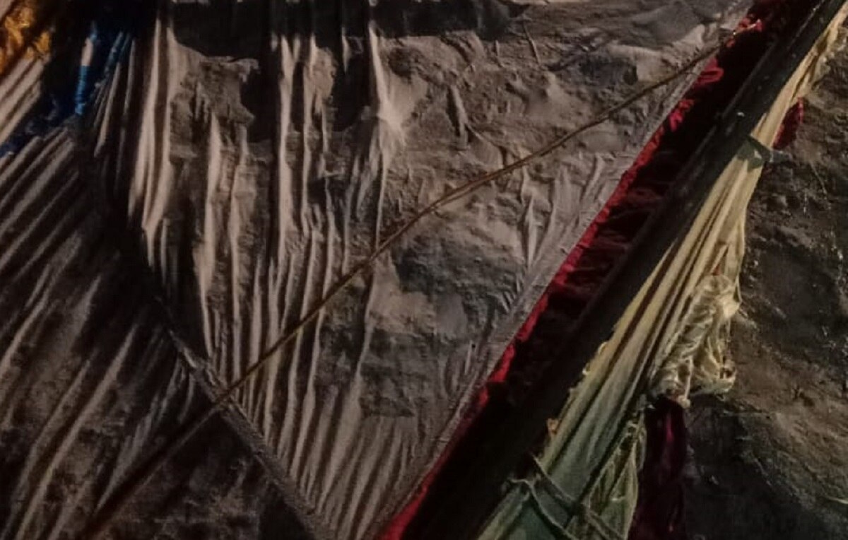 शादी के पंडाल में करंट