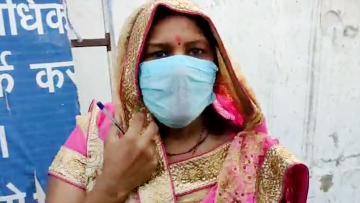 स्टेज पर बैठे दूल्हे को पुलिस उठाकर अपने साथ ले गई