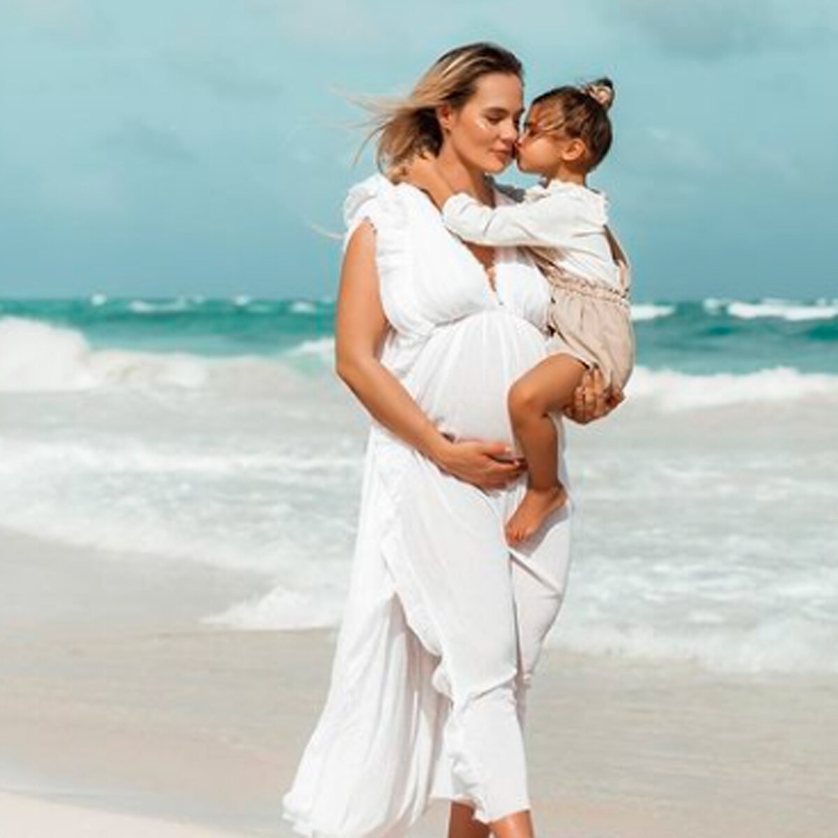 yana pregnant trainer 