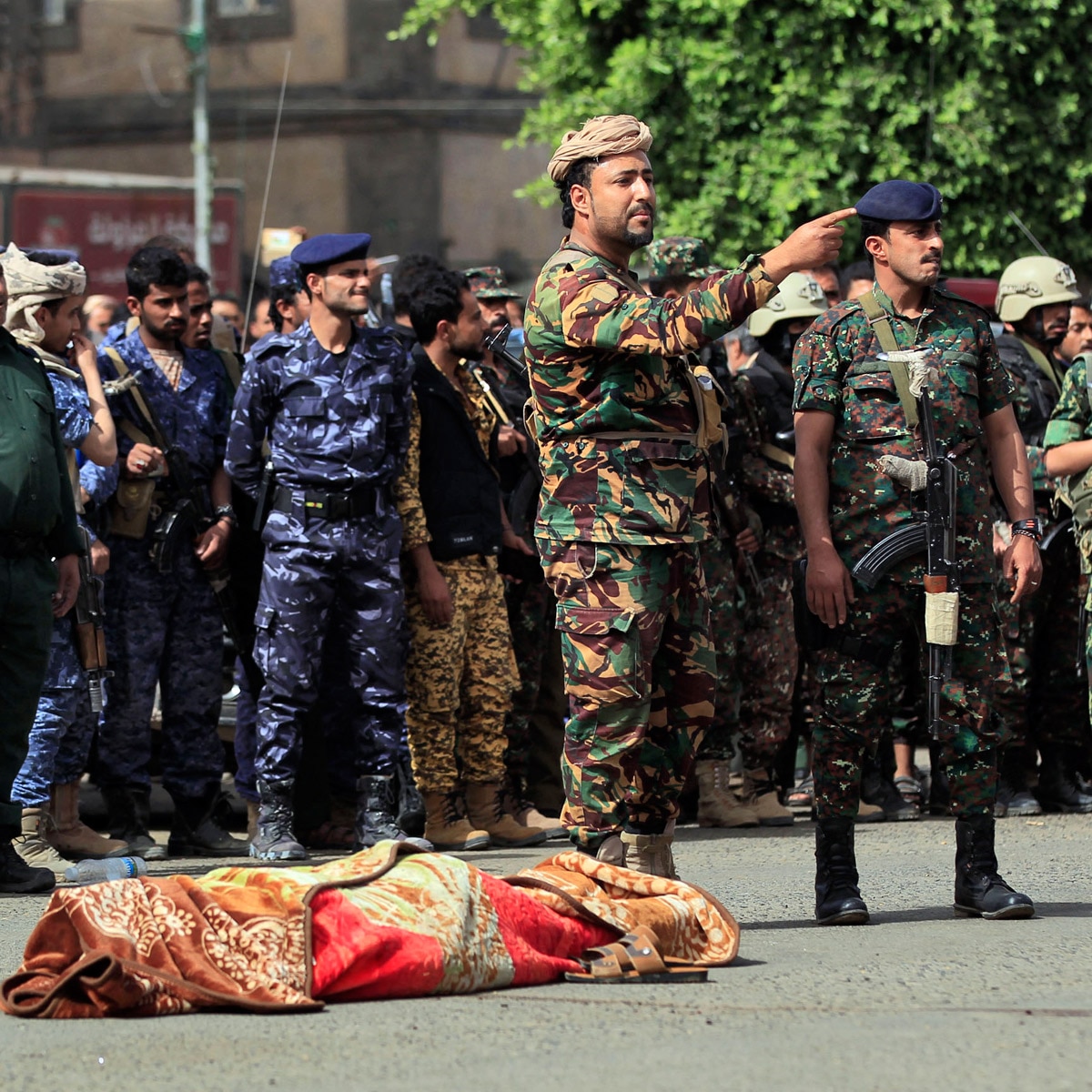 Houthi rebels punished killers