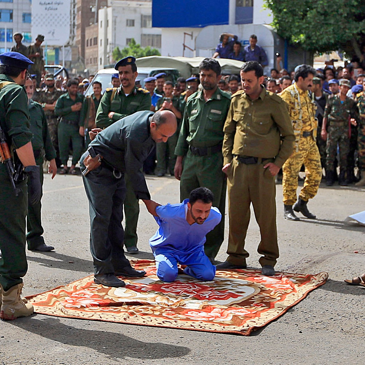 Houthi rebels punished killers