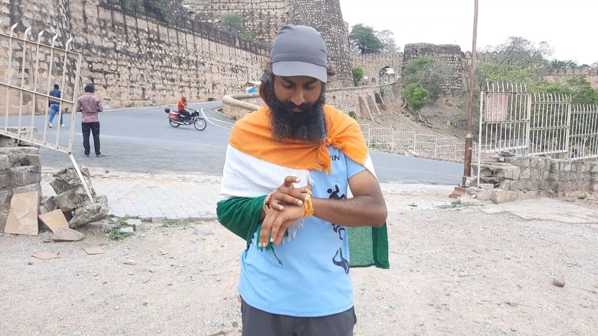 Awadhesh Sharma walk of 4200 km