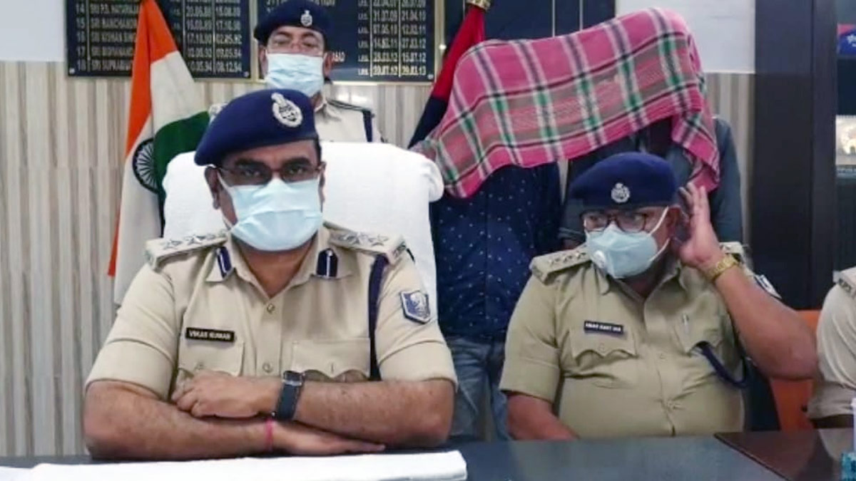 प्रेमी से शादी करने के लिए पति को शूटर्स से मरवाया