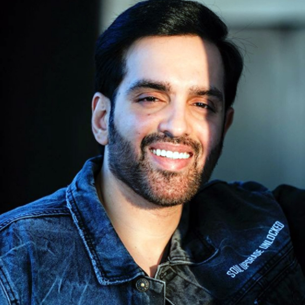 लव सिन्हा