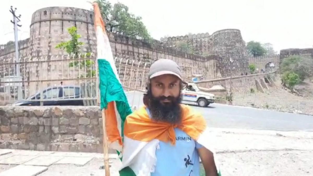 लद्दाख से कन्याकुमारी, 4200 KM पैदल, क्यों ऐसा कर रहा ये शख्स?