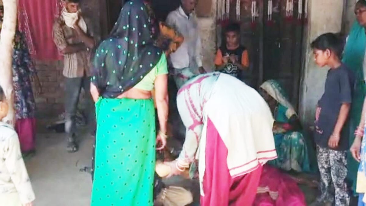 युवक ने सगे नाना की कुल्हाड़ी से काट कर हत्या कर दी  